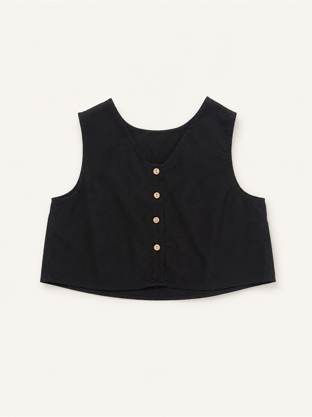 Button-Front Cropped Tank Top - Picture 4 of 7